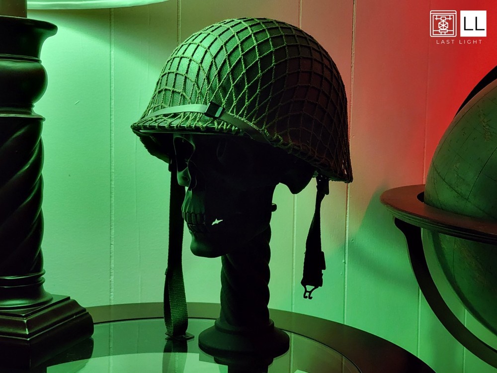 Helmet Pedestal Display with Skull - Unlit Version
