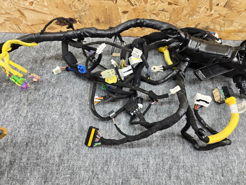 HYUNDAI TUCSON 2025 DASHBOARD INSTRUMENT PANEL HARNESS WIRE MAIN WIRING DASH OEM