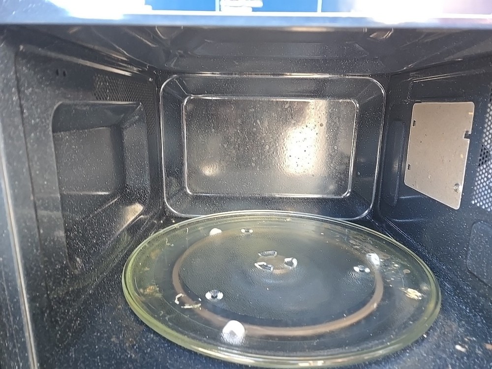 Samsung Microwave ms11k3000