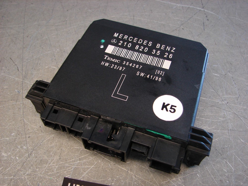 C230 C280 E320 E430 Door Lock Control Module LEFT 2108203526