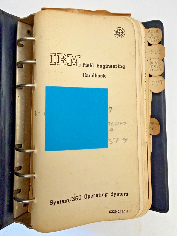 1971 IBM Field Engineering Handbook System/360 S229-3169-3 Tabs, Notes & Binder