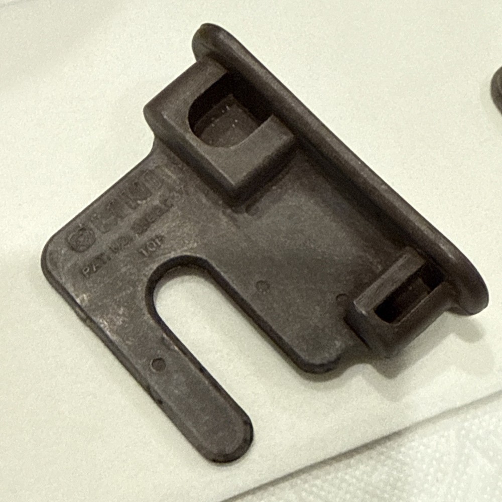 1 Original George Nelson Omni wall system mounting bracket hardware - hook RIGHT