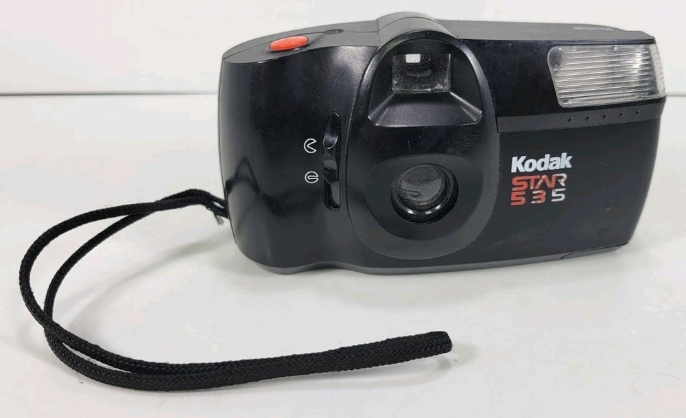 VINTAGE KODAK STAR 535 - 35mm CAMERA