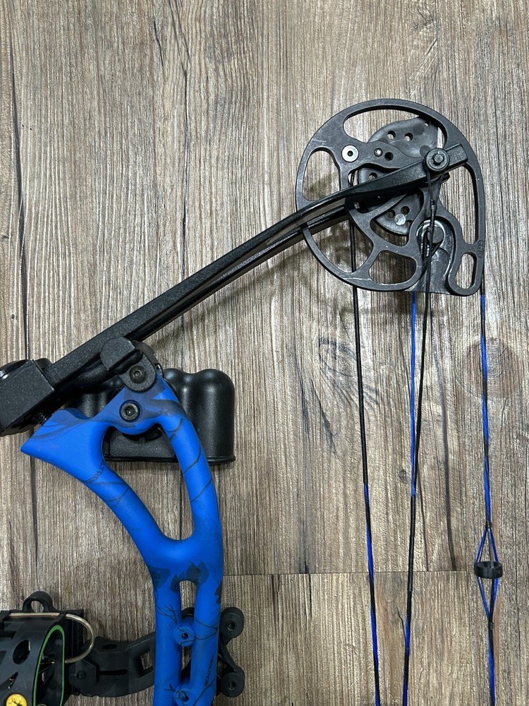 Bear Apprentice 3 Compound Bow - Excellent Condition