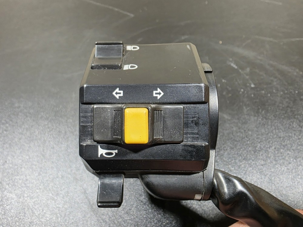 2009 Buell 1125 1125CR Left Handlebar Switch Lighting Switch #NV4-12