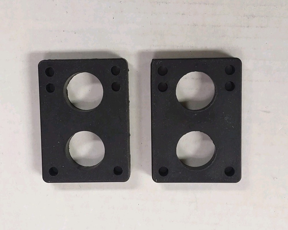 Skateboard 1/2"  Risers Rubber One Pair