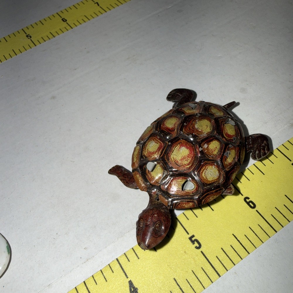 Antique Primitive Hand Painted Tin Turtle Pull Toy bin4 bg