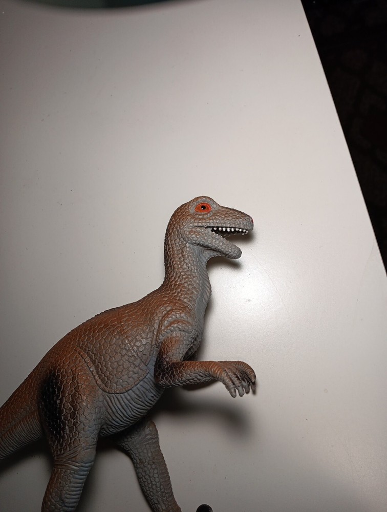 IMPERIAL DEINONYCHUS GREY Dinosaur FIGURE