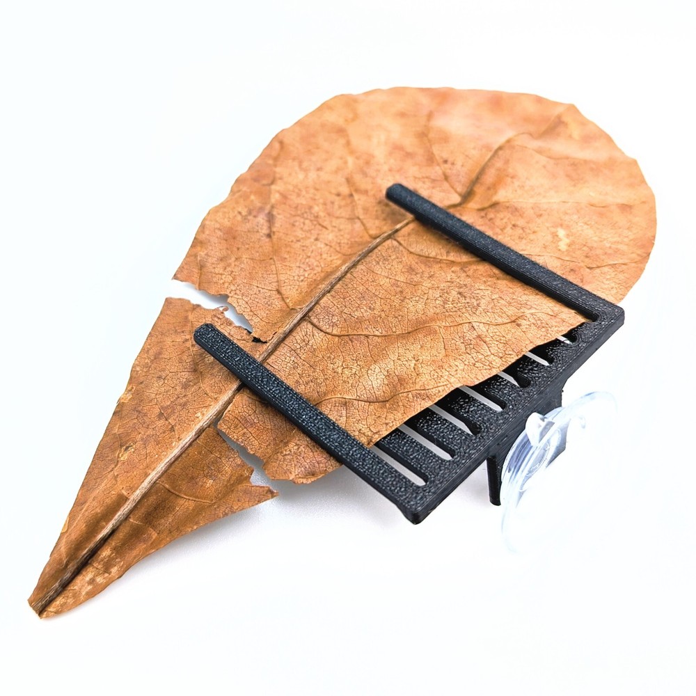 Suction cup aquarium leaf holder for shrimp and betta fish