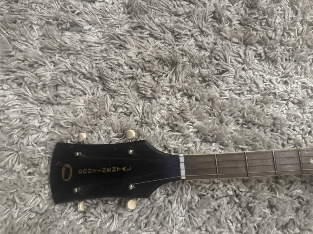 Continental 4-String Closed Back Polished Banjo Black