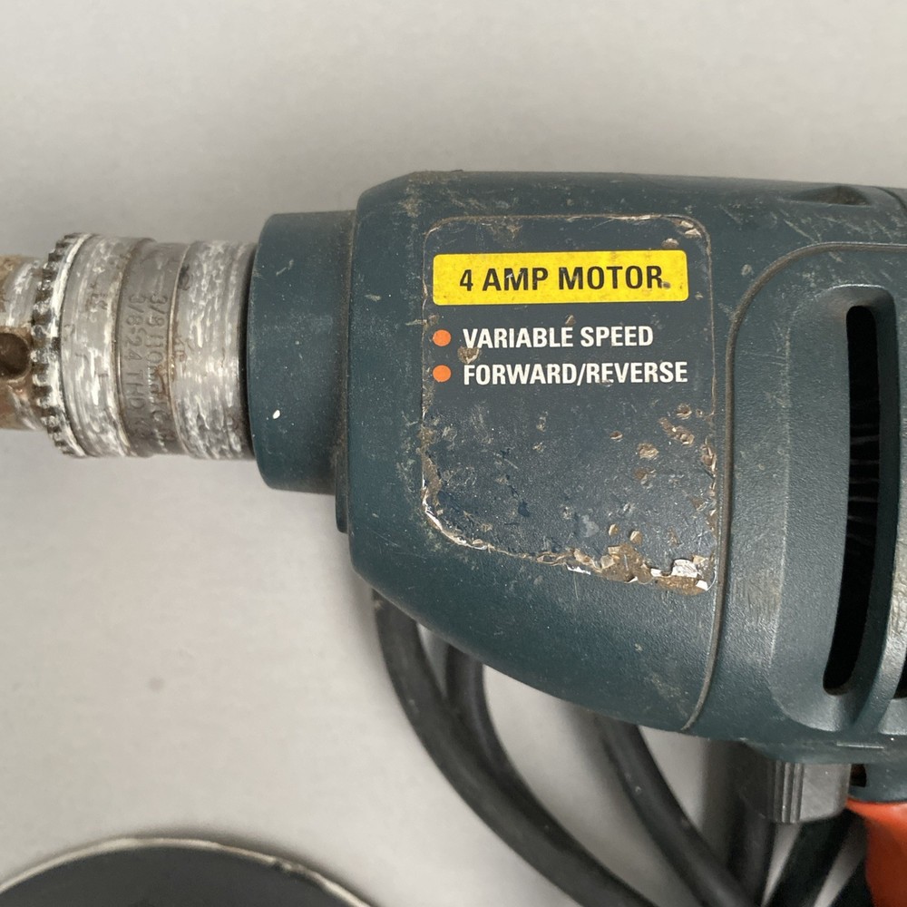 Black & Decker Drill Variable Speed Corded Electric Tested DR200 3/8" (10mm)