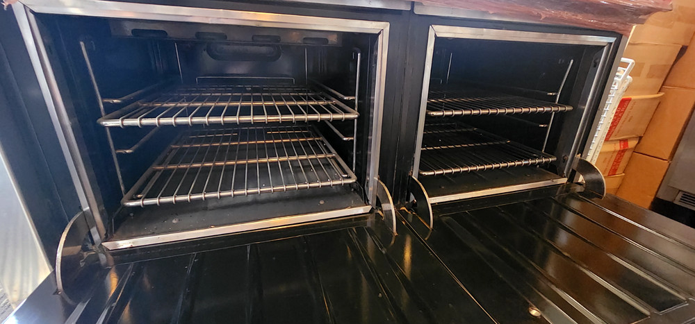 RANGE WOLF COURMET 8 BURNERS 2 OVENS