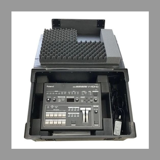 Roland V-40HD Multi-Format Video Switcher