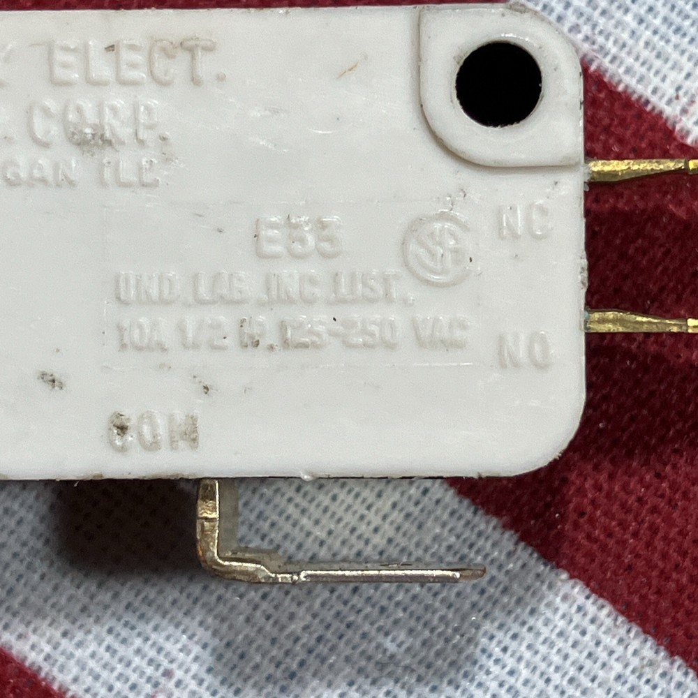 Dixie-Narco Cherry Elect. E33 Micro Switch Set W/Spring & Parts USA! Fast Ship!