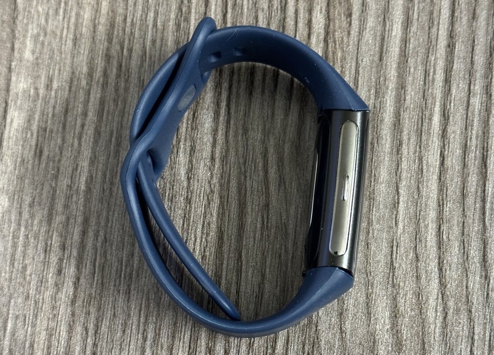 Fitbit Charge 6 Fitness Tracker Black
