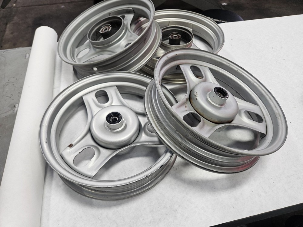 Honda metro front wheels