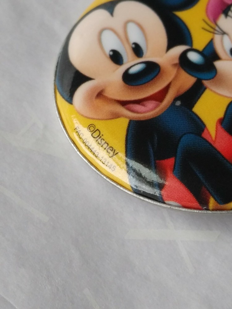 Disney Mickey Mouse & Minnie Mouse Pinback Button
