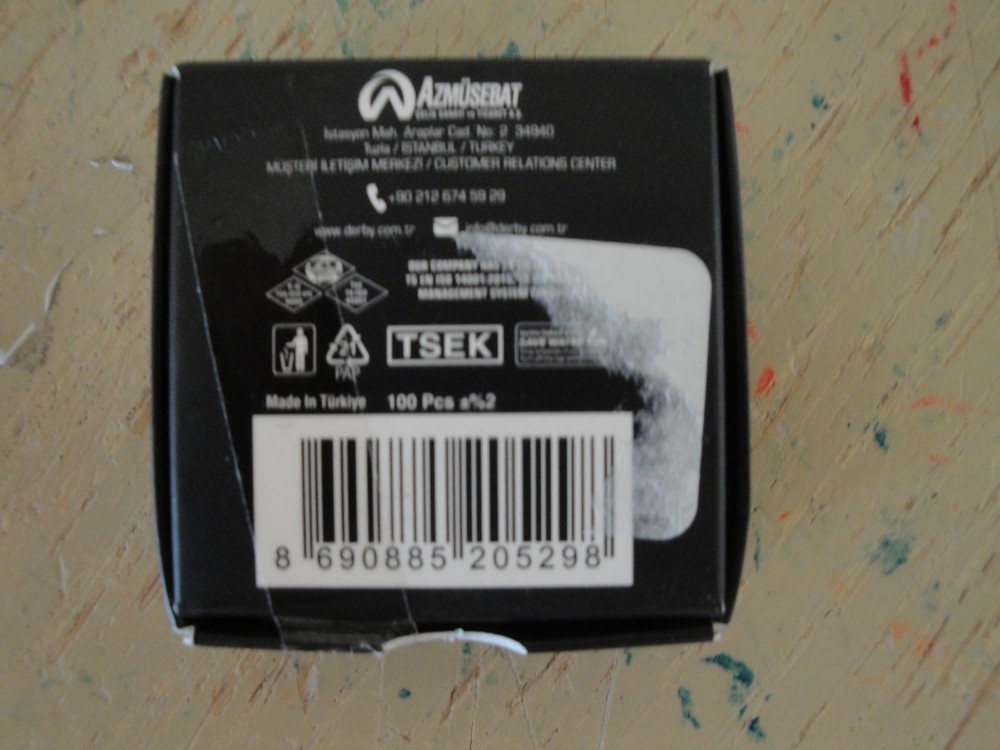 100 Derby Premium Single Edge Razor Blades #R66