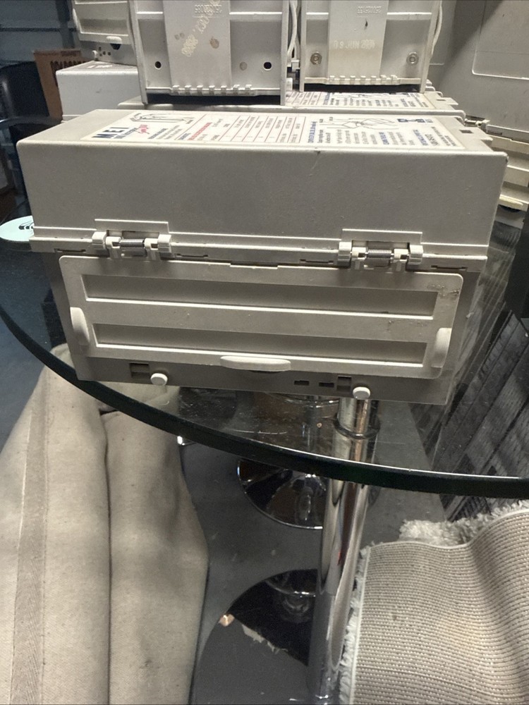 Mars Series 2000 Bill Stacker 700 Note