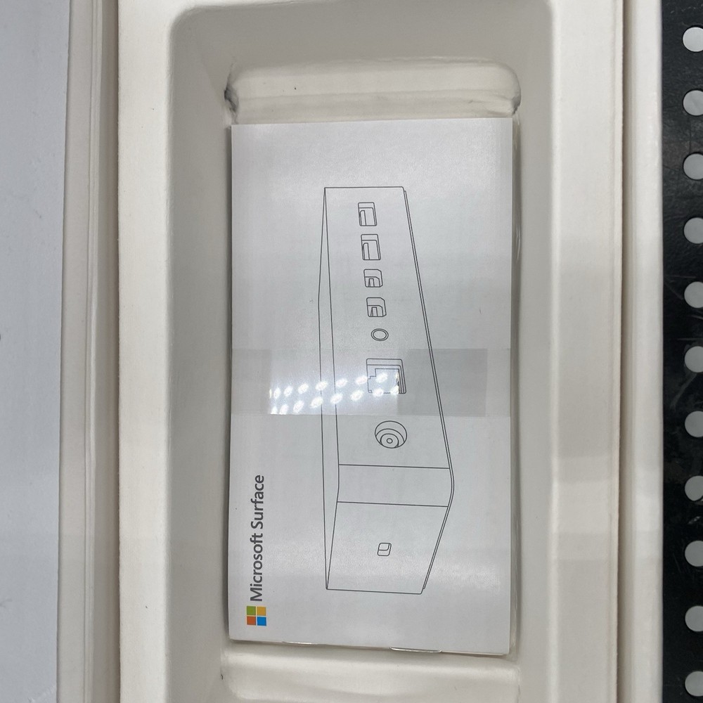 Microsoft Surface Docking Station Model 1661