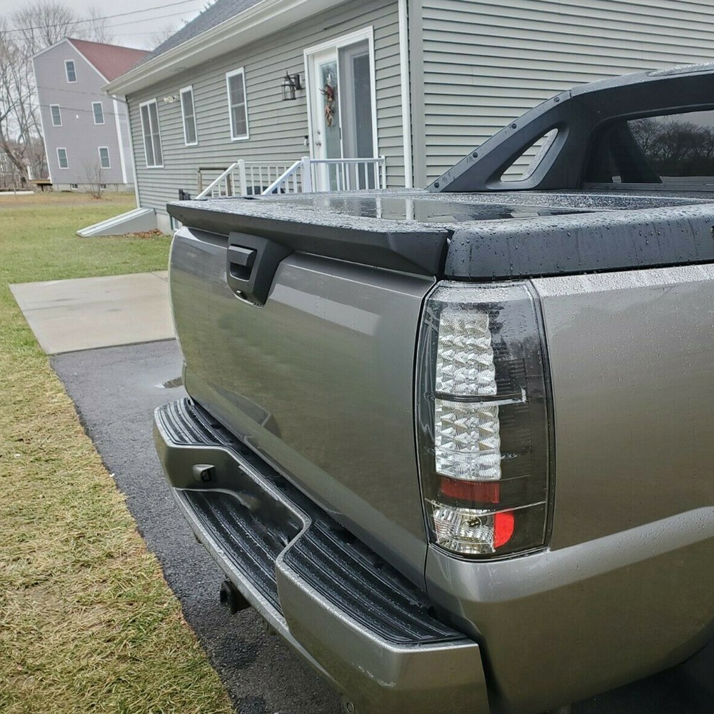 Tailgate Gate Molding Spoiler for 07-13 Avalanche Escalade EXT w/Camera Hole