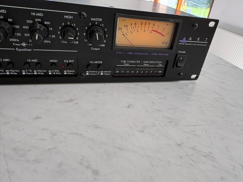 ART Pro Channel DJ Mixer Table