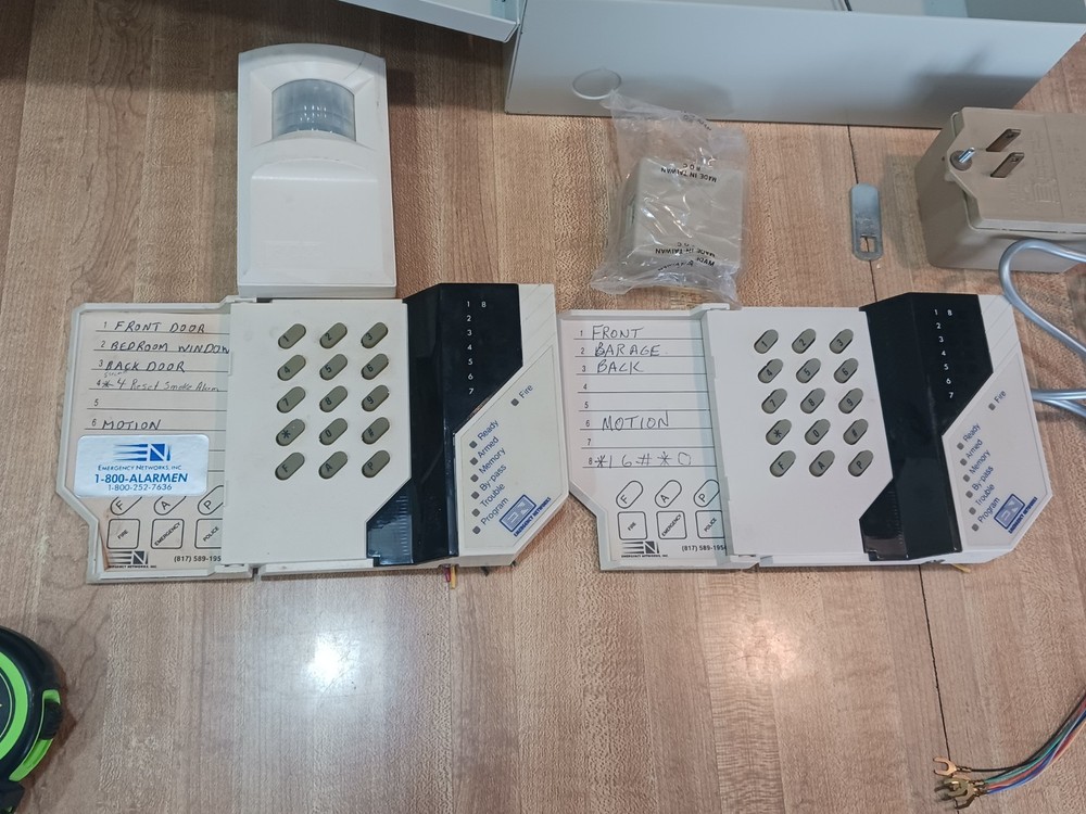 Emergency Networks 200 Security Systems Parts/ Not tested