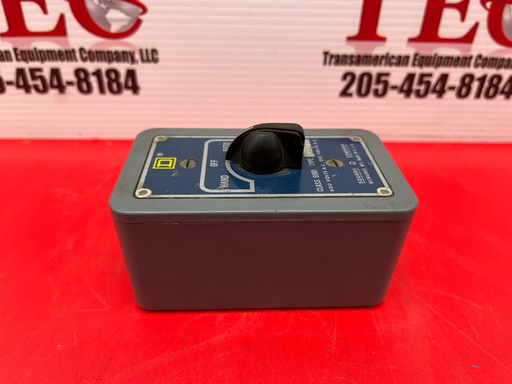 Square D 9001C47 Enclosed Selector Switch, Class 9001, Type C47