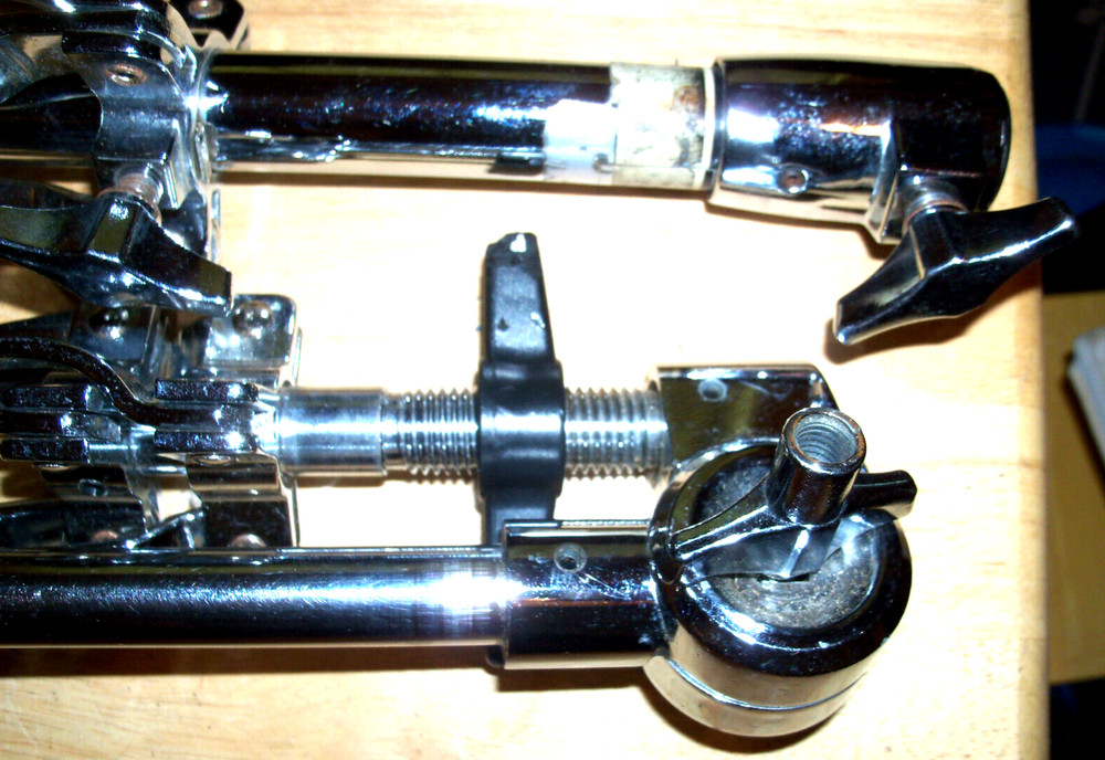 VINTAGE PEARL CHROME DRUM STAND FOLDABLE AND COMPACT