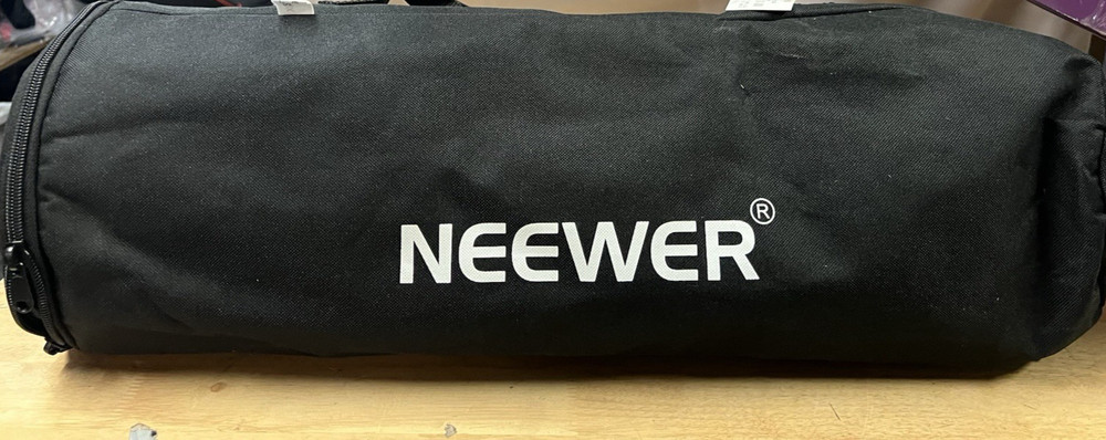 NEEWER Quick Release Octagonal Softbox with Bowens Mount & Grid