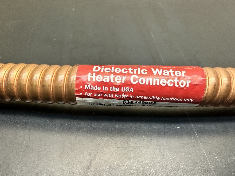 3/4" Corrugated Swivel Sioux Chief Dielectric Water Heater Connector 12" USA