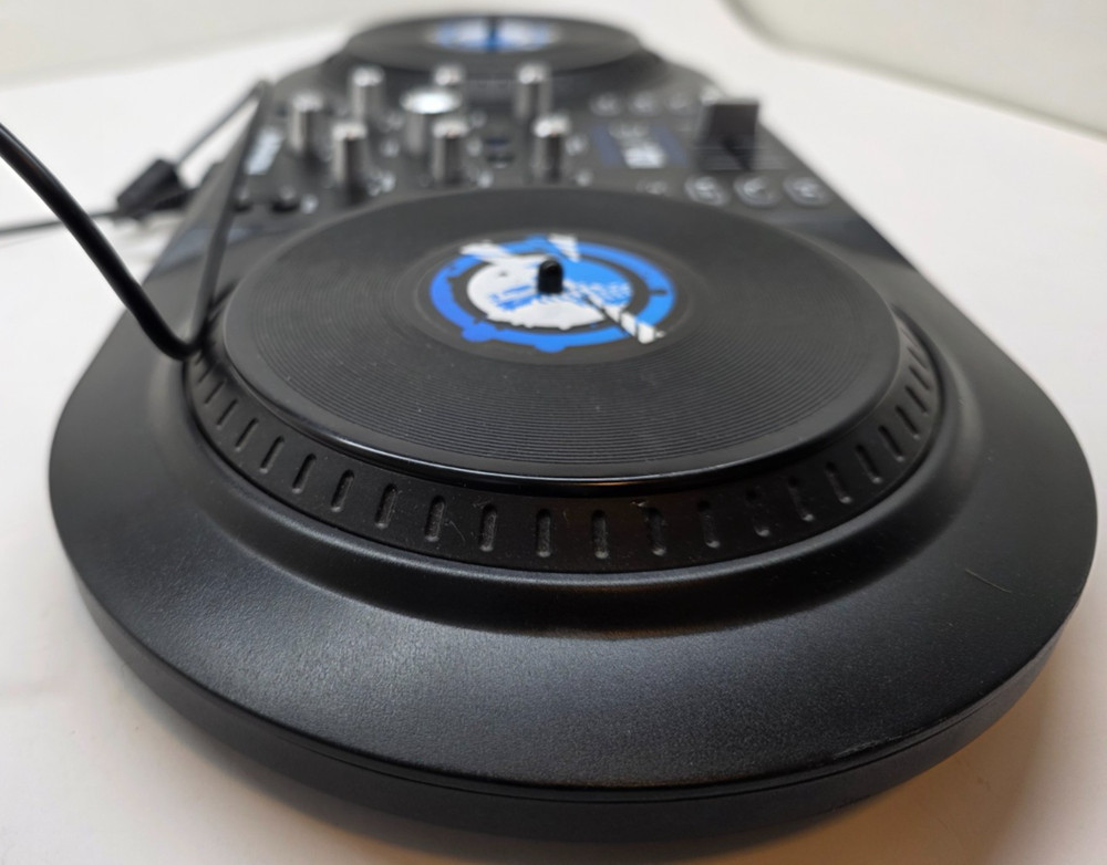 Numark iDJ Live Digital DJ Controller Turntable Apple Mac Ipad Iphone Ipod