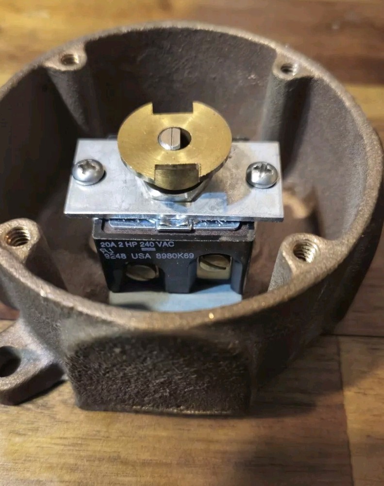 Paul Uhn Rotary Switch Brass