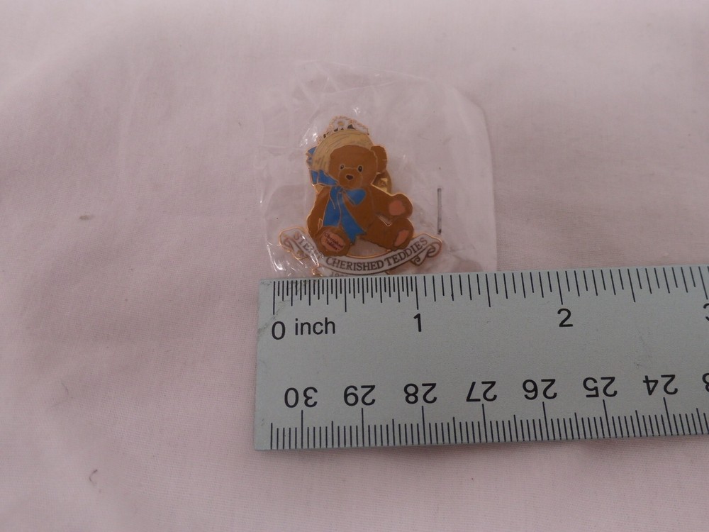 Steiff Cherished Teddies 1999-2000 Pin
