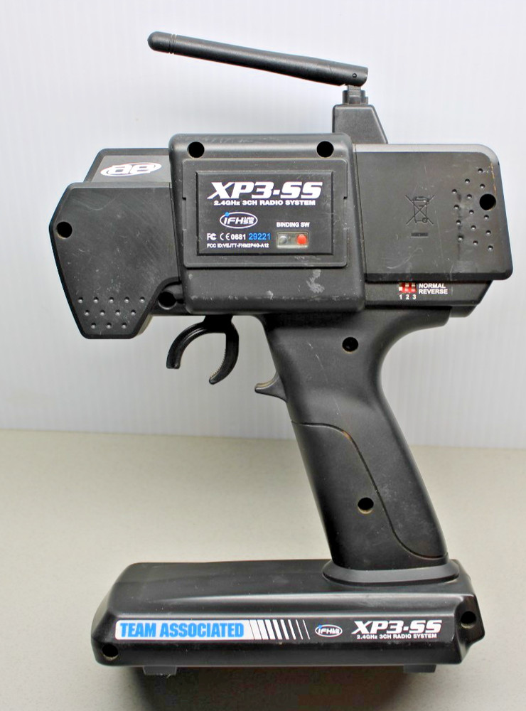 Team Associated / Electrics XP3-SS 2.4GHz 3-channel radio control transmitter