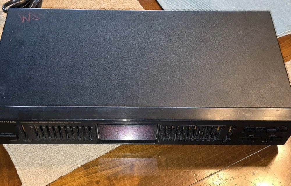 Optimus 31-2030 10-Band Stereo Graphic Equalizer