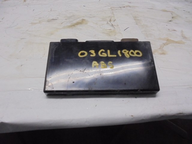 2003 HONDA GOLDWING 1800 GL1800 OEM ABS BOX MODULE CONTROLLER UNIT