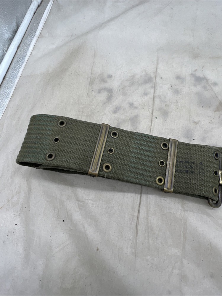 Vietnam War US Pistol Web Belt (FF265