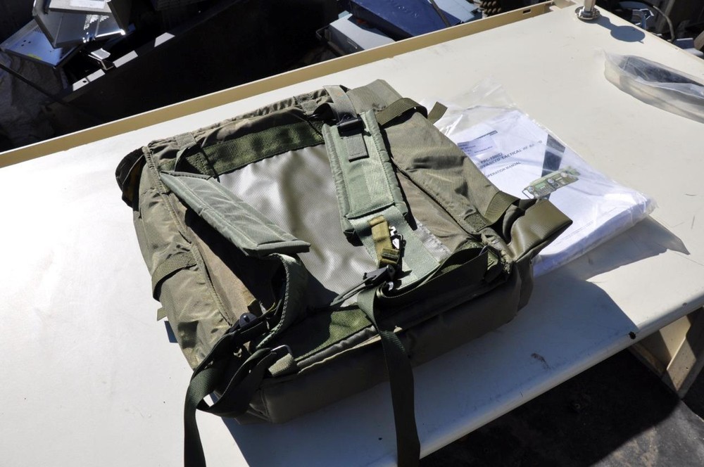 Harris AN/PRC-150 backpack with operation Manual