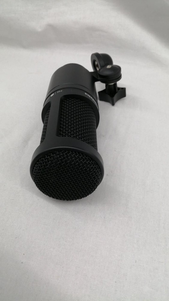AUDIO-TECHNICA Condenser Microphone AT2020 Used