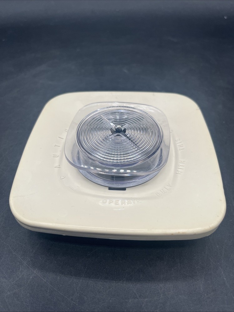 Osterizer Blender LID ONLY Beige