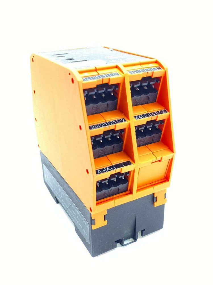 IFM ELECTRONIC AC2258 AS-INTERFACE CONTROL CABINET MODULE (GERMANY)