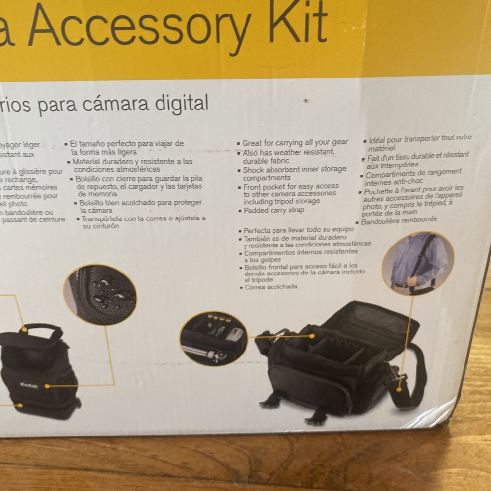 Kodak Digital Camera Accessory Kit 2 Bags And Tripod New