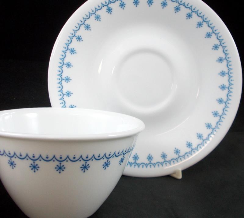 Corning Snowflake Blue 5 Piece Place Setting