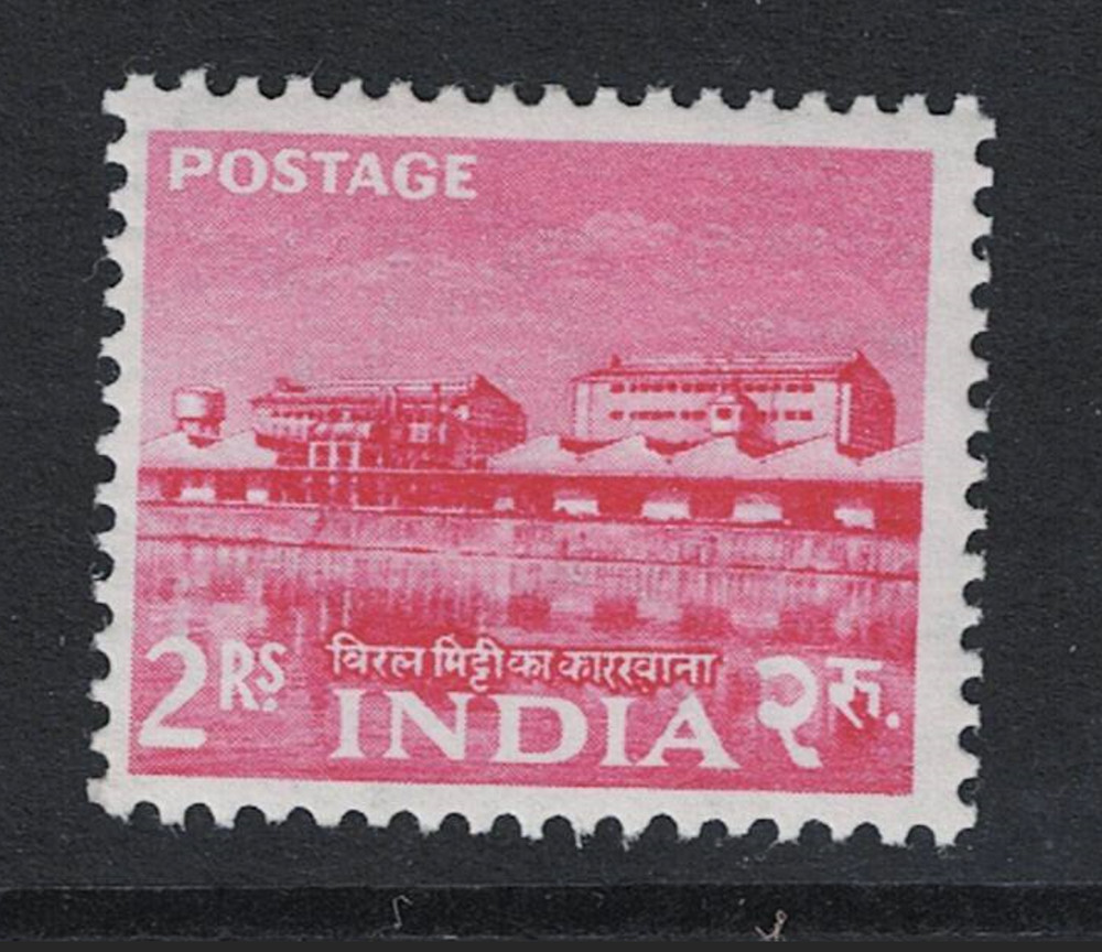 India SG# 415 Mint Light Hinged - S28054