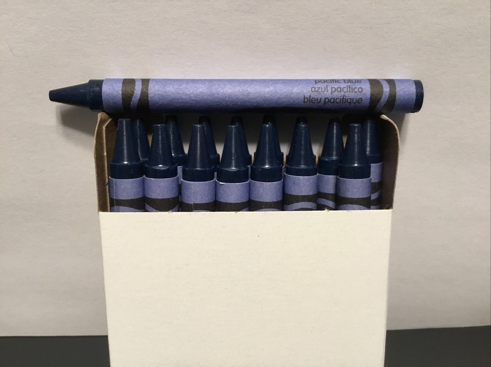 (16) Crayola Crayons (pacific blue) BULK