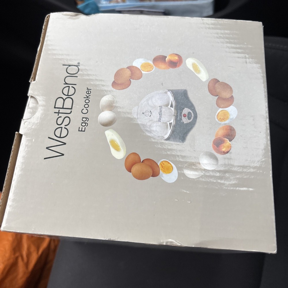 New WestBend Egg Cooker 7 Egg Capacity for Hard Boiled Eggs or Poaching 87628
