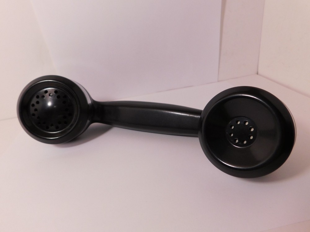 1 AUTOMATIC ELECTRIC Chrome Banded HANDSET w/Elements & Cleaned Tested & Working