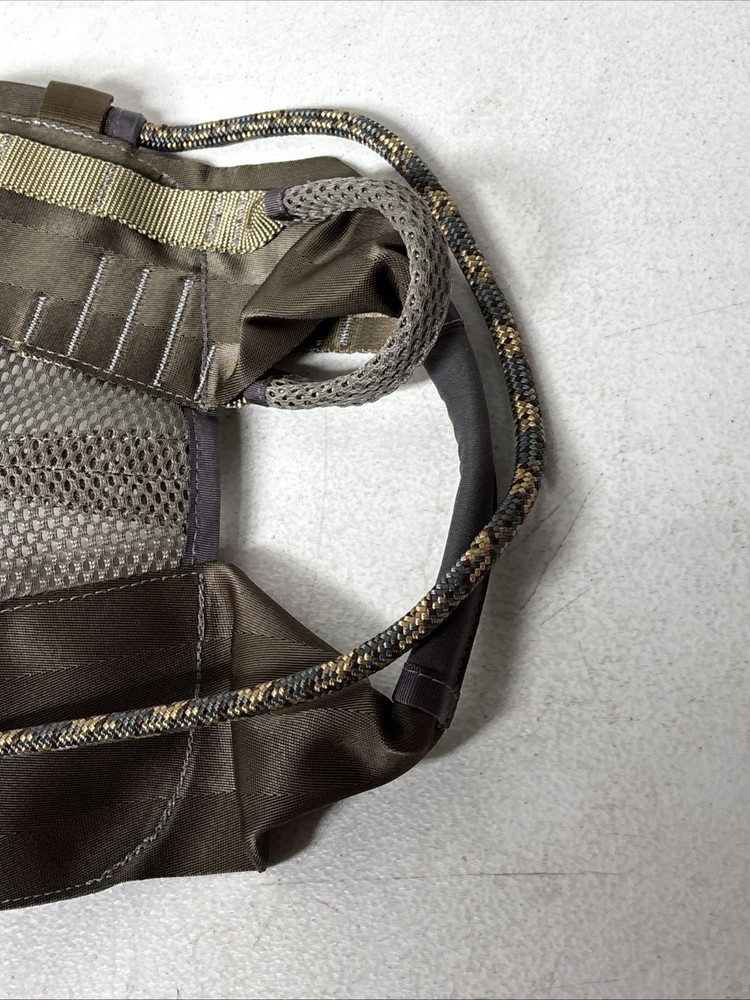 Latitude Outdoors Maverick Single-Panel Saddle Realtree (INCOMPLETE, SEE PHOTOS)