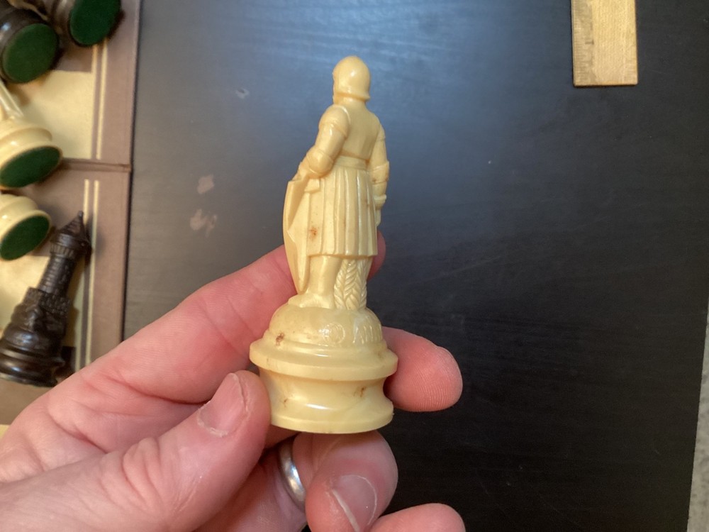 Renaissance Chessmen Lowe 1959 Chess Pieces Only